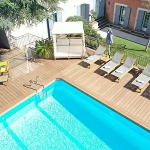 Hotel Les Jardins De - Parking Gratuit & Piscine Chauffee Cassis